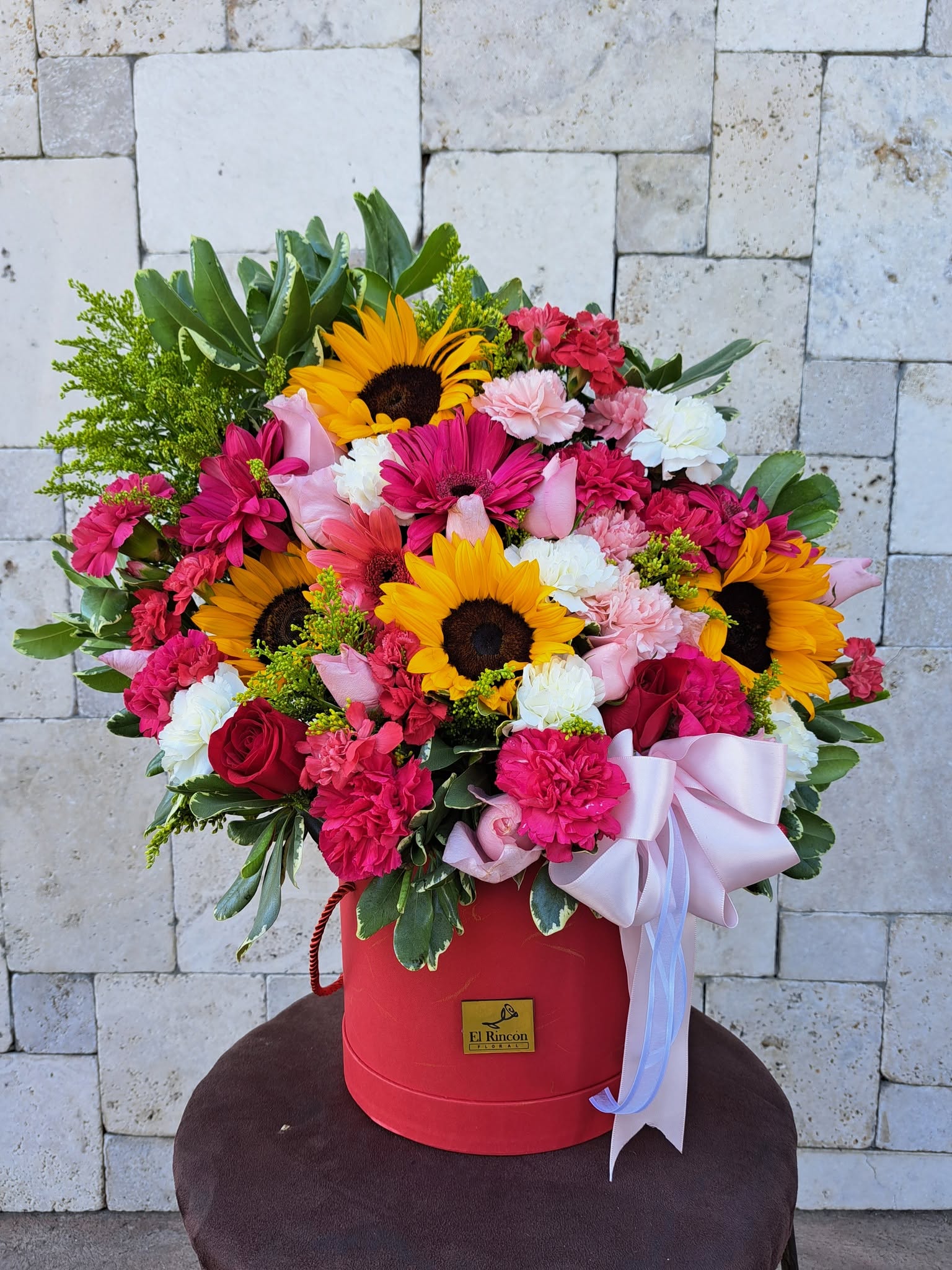 Ramo de rosas rojas románticas